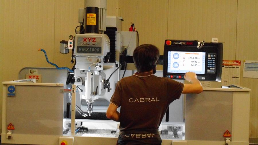 CABRAL KIEST VOOR FREESMACHINE MET EENVOUDIGE STURING