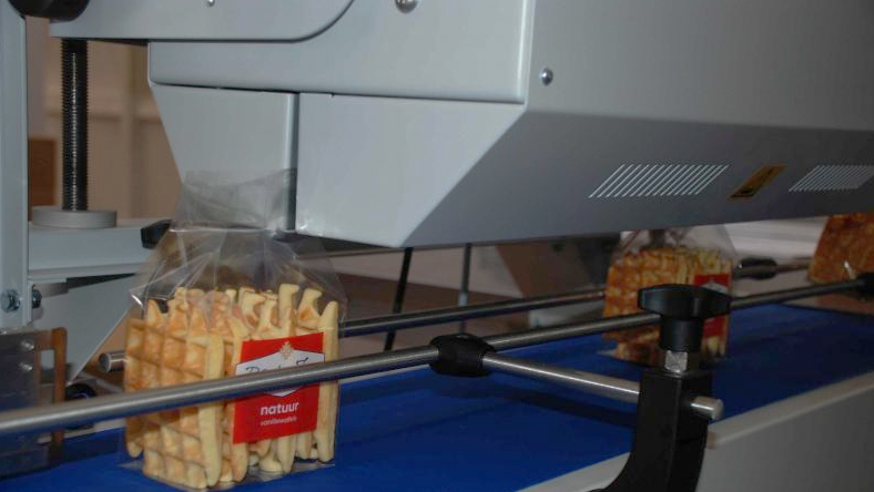 Wafelbakkerij Vanuytrecht krijgt boost dankzij machinaal sealen en printen